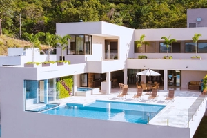 Casa Luxuosa Em Escarpas Do Lago P/ Até 30 Pessoas