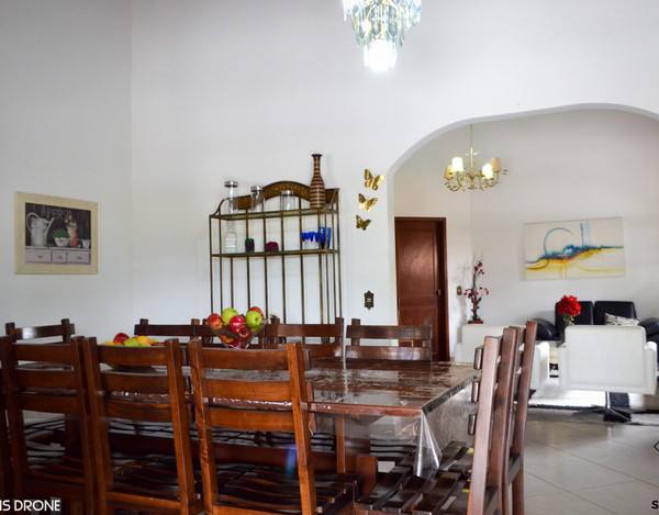 Casa Em Escarpas Do Lago Com Churrasqueira E Suíte