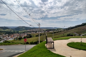 Suíte Completa Com Bela Vista Próxima Ao Centro