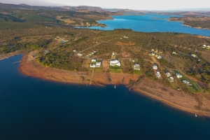 Casa em Marina no Brisas do Lago com 10 Suítes