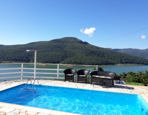 Rancho próx. a Escarpas do Lago com uma Linda Vista