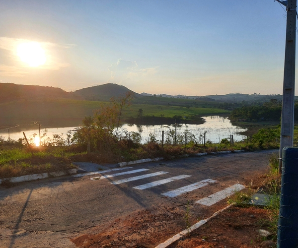 Sossego em Rancho Aconchegante com Piscina e Suítes