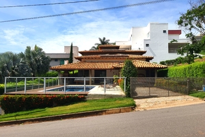 Linda Casa em Escarpas do Lago com 4 Suítes e Churrasqueira