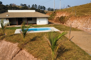 Rancho Próx. Ao Centro c/ Piscina e Churrasqueira