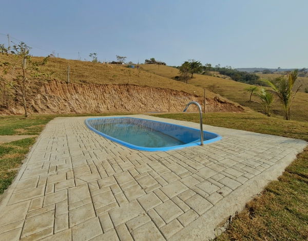 Rancho Próx. Ao Centro c/ Piscina e Churrasqueira