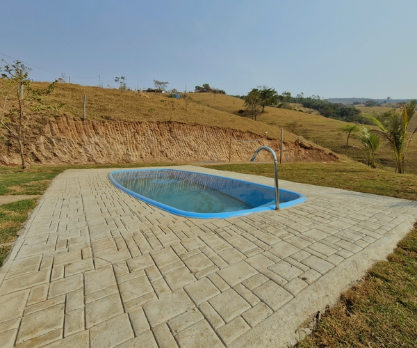 Rancho Próx. Ao Centro c/ Piscina e Churrasqueira