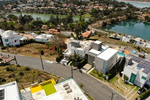 'Yellow Submarine' Casa Única em Escarpas do Lago c/ 5 Suítes