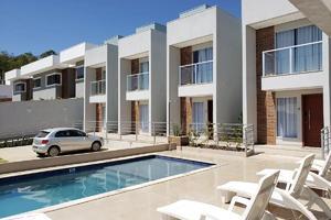 Apartamentos Duplex com 2 Suítes, Piscina e Churrasqueira