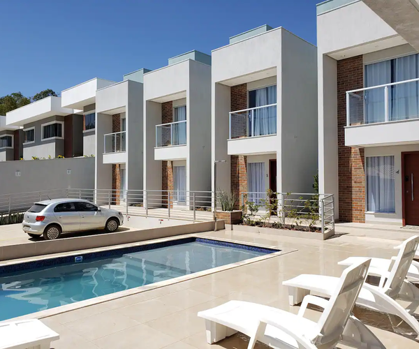 Apartamentos Duplex com 2 Suítes, Piscina e Churrasqueira