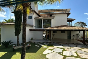 Casa de Luxo em Escarpas c/ 5 Suítes